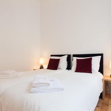 Flh Baixa Spacious Apartment Lisbon Exterior photo